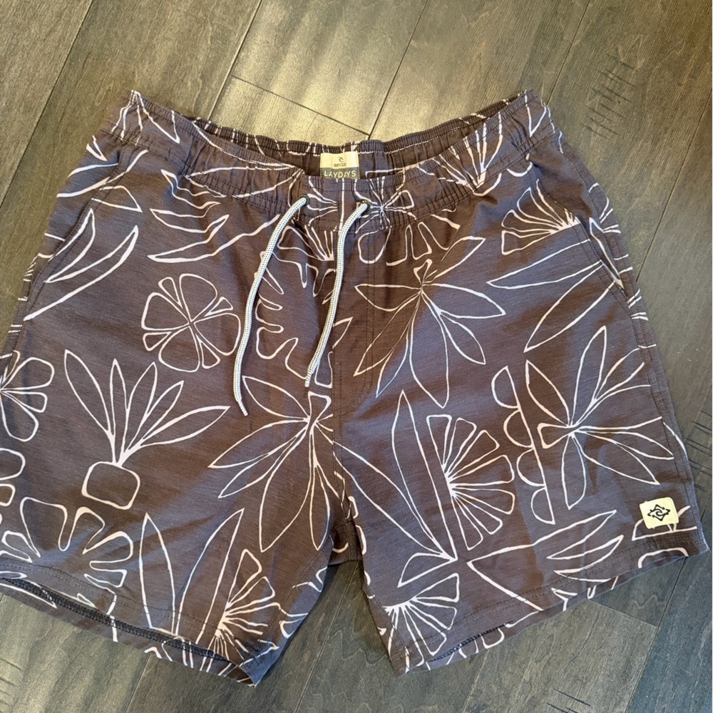 Rip Curl Men's Navy Blue Swim Trunks with White Floral Print